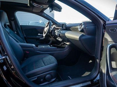 Mercedes CLA200