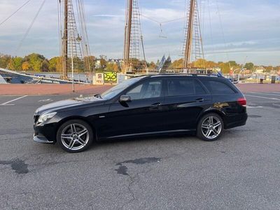 Mercedes E220