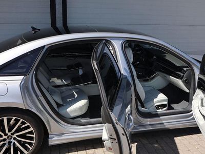 Audi A8L