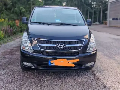 Gebraucht Hyundai H-1 Comfort 170 PS (125 kW) 2011 Schwarz Van / Kleinbus