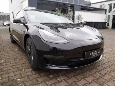 Käytetty Tesla Model 3 Long Range AWD 350 kW (476 HP) 2021 Musta Sedan