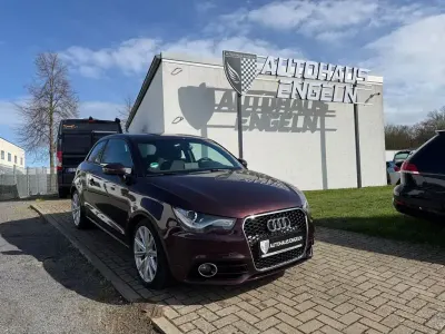 Usata Audi A1 Attraction 105 CV (77 kW) 2012 Rosso Utilitaria
