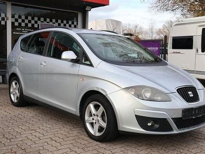 Silber Gebraucht 2011 Seat Altea XL Reference Van / Kleinbus | 3.300 € (Fairer Preis)