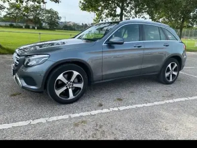 Gebraucht Mercedes GLC220 AMG line 170 PS (125 kW) 2018 Grau SUV