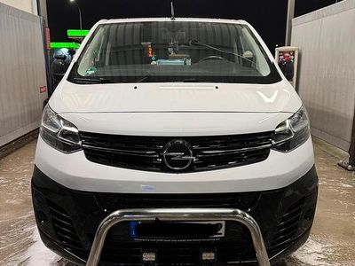 Gebraucht Opel Vivaro 144 PS (105 kW) 2024 Weiß Van / Kleinbus