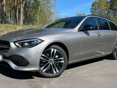 Używany Mercedes C300e Avantgarde 313 KM (230 kW) 2022 Kombi