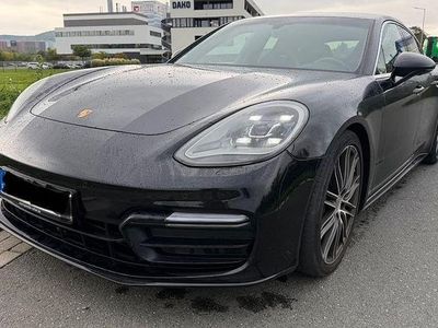 Porsche Panamera 4