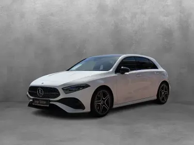 Gebraucht Mercedes A200 AMG 163 PS (119 kW) 2024 Weiß Limousine