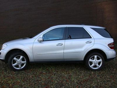Usata Mercedes ML280 190 CV (139 kW) 2007 Argento SUV