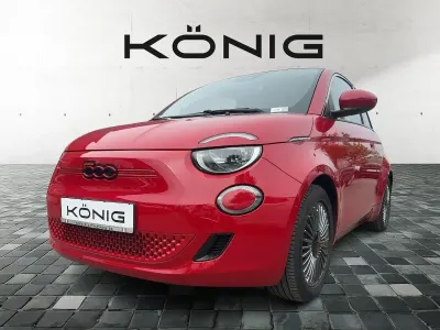 Gebraucht Fiat 500e Red 86 kW (118 PS) 2022 Rot Kleinwagen