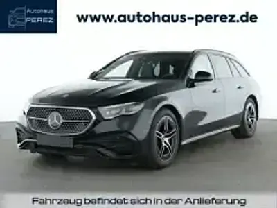 Gebraucht Mercedes E300 AMG 204 PS (150 kW) 2025 Schwarz Kombi
