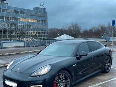 Porsche Panamera GTS
