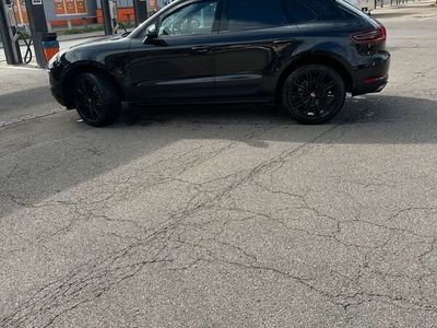 gebraucht Porsche Macan S ( Black Line )