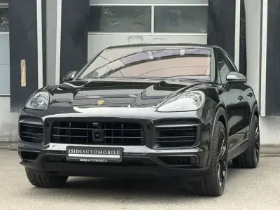 Gebraucht Porsche Cayenne GTS 460 PS (338 kW) 2023 Schwarz SUV
