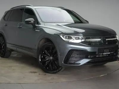 Gebraucht VW Tiguan Allspace R-line 245 PS (180 kW) 2022 Grau SUV