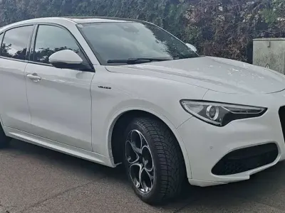 Gebraucht Alfa Romeo Stelvio Veloce 209 PS (153 kW) 2020 Weiß SUV