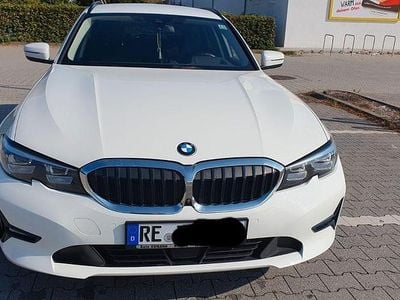 Gebraucht BMW 320 Sport Line 190 PS (139 kW) 2020 Weiß Limousine