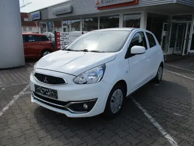 Gebraucht Mitsubishi Space Star Basis 71 PS (52 kW) 2018 Islandweiß Kleinwagen