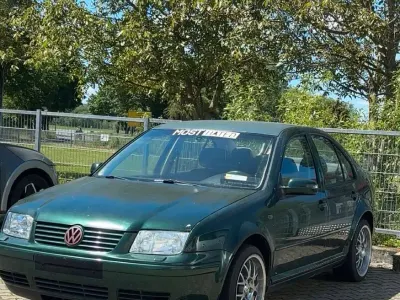 Gebraucht VW Bora 116 PS (85 kW) 1999 Grün Limousine