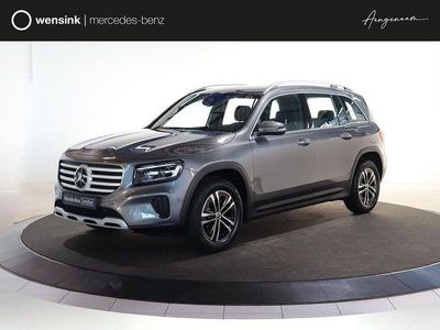 Mercedes GLB180
