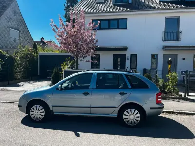 Second-hand Skoda Fabia 115 CP (84 kW) 2002 Argintiu Break