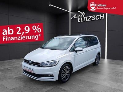 Weiß Gebraucht 2020 VW Touran Highline Van / Kleinbus | 27.840 € (Fairer Preis)