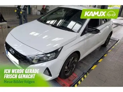 Gebraucht Hyundai i20 GO! 101 PS (74 kW) 2023 Weiß Kleinwagen