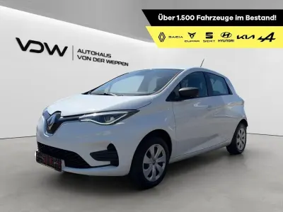 Używany Renault Zoe Life 50 kW (69 KM) 2022 Biały Hatchback