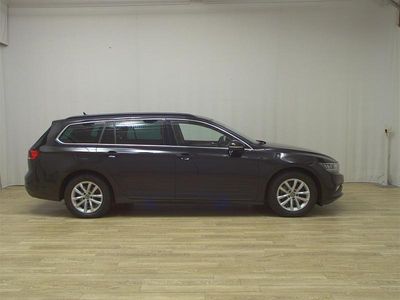 Schwarz Gebraucht 2022 VW Passat Business Kombi | 13.980 € (Superpreis)