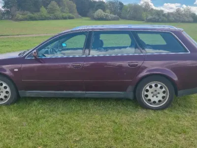 Gebraucht Audi A6 163 PS (119 kW) 1998 Violet Kombi