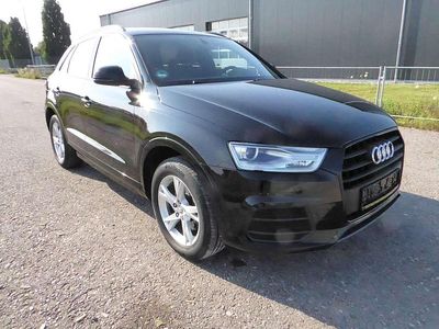 Gebraucht Audi Q3 Sport 179 PS (131 kW) 2015 Brillantschwarz SUV
