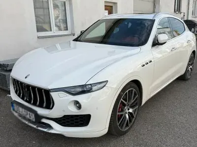 Gebraucht Maserati Levante 430 PS (316 kW) 2018 Weiß SUV