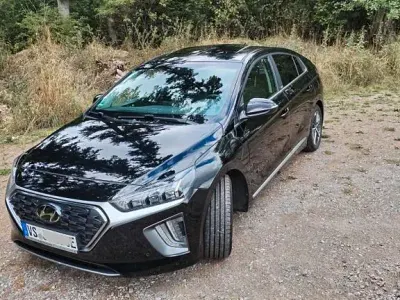 Gebraucht Hyundai Ioniq 141 PS (103 kW) 2022 Schwarz Kleinwagen