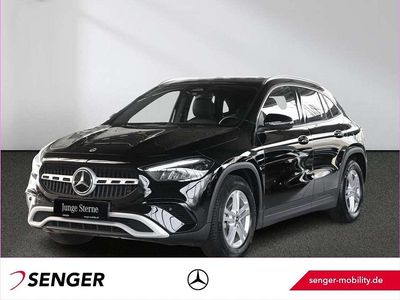 Second-hand Mercedes GLA200 Advanced 163 CP (119 kW) 2024 Negru SUV