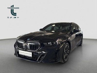 Gebraucht BMW 540 M Sport 303 PS (222 kW) 2025 Schwarz Kombi