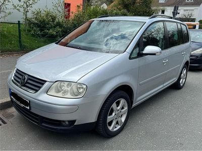 Usata VW Touran 150 CV (110 kW) 2004 Argento Monovolume