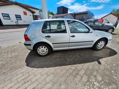Gebraucht VW Golf IV 75 PS (55 kW) 2000 Silber Kleinwagen