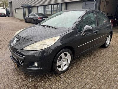 Gebraucht Peugeot 207 120 PS (88 kW) 2010 Schwarz Limousine