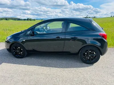 Używany Opel Corsa 101 KM (74 kW) 2016 Czarny Hatchback