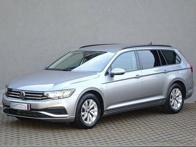 Gebraucht VW Passat Conceptline 150 PS (110 kW) 2023 Pyritsilber metallic (metallic) Kombi