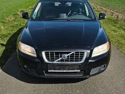 Gebraucht Volvo V70 Summum 185 PS (136 kW) 2008 Schwarz Kombi