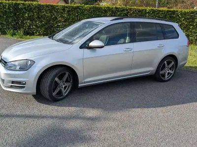 Gebraucht VW Golf VII Comfortline 110 PS (80 kW) 2014 Grau Kombi