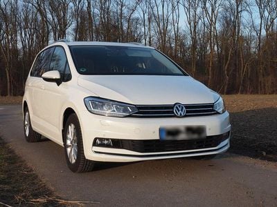 Gebraucht VW Touran Sound 150 PS (110 kW) 2017 Weiß Van / Kleinbus