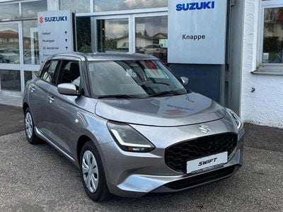 Neu Suzuki Swift Club 83 PS (61 kW) 2026 Silber Kleinwagen