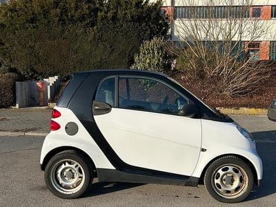 Weiß Gebraucht 2009 Smart ForTwo Coupé Coupé | 3.000 € (Guter Preis)