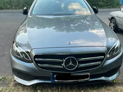 Gebraucht Mercedes E400 Avantgarde 340 PS (250 kW) 2019 Grau Kombi