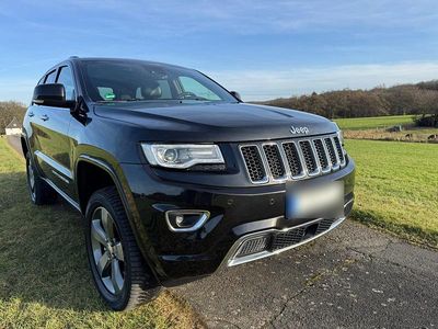 Gebraucht Jeep Grand Cherokee Overland 250 PS (183 kW) 2016 Schwarz SUV