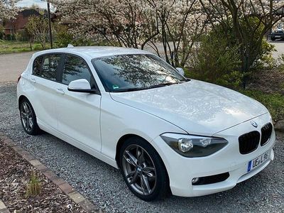 BMW 120