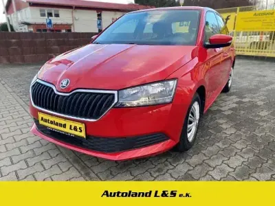Gebraucht Skoda Fabia Cool Plus 74 PS (54 kW) 2021 Cervena corrida/corrida rot Kleinwagen