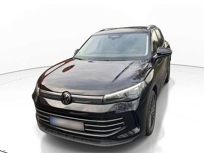Gebraucht VW Tiguan Elegance 150 PS (110 kW) 2024 Deep black perleffekt SUV